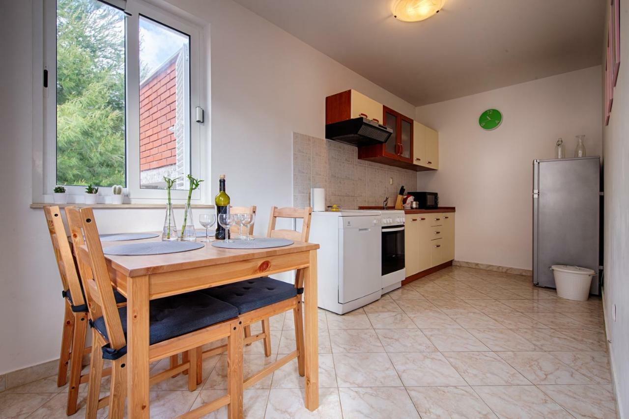 Apartments Marinkovic コミジャ エクステリア 写真